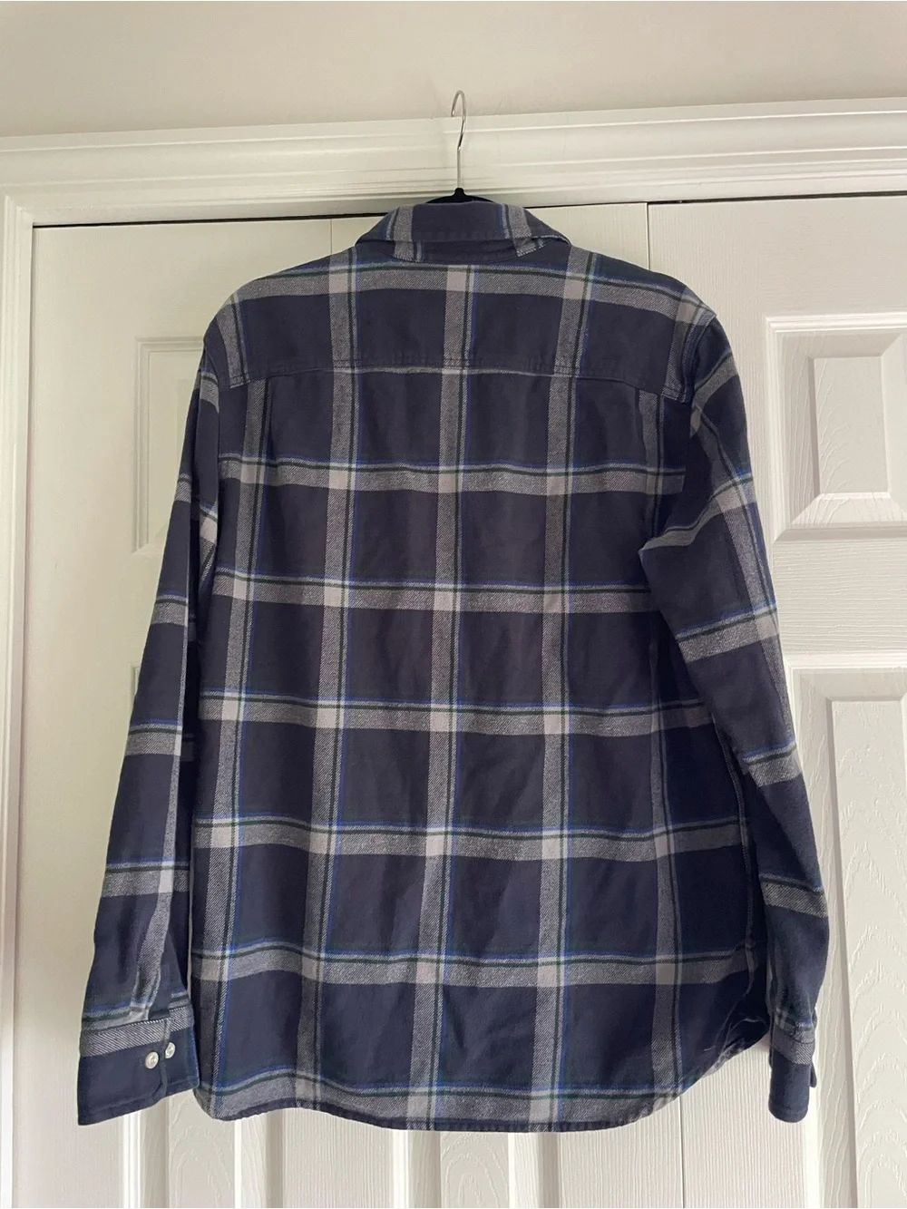 The North Face Men's Gray & Navy Fleece Plaid Button-Down Shirt